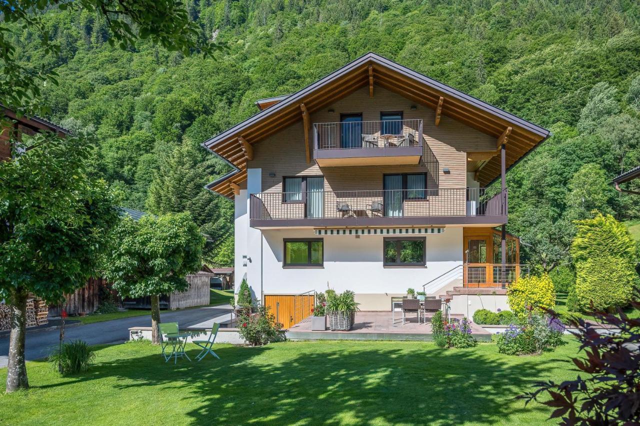 Alpenherz Apartments Sankt Gallenkirch Exterior photo